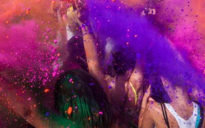 TOP 3 REASONS TO HIRE PARTY BUS SERVICES